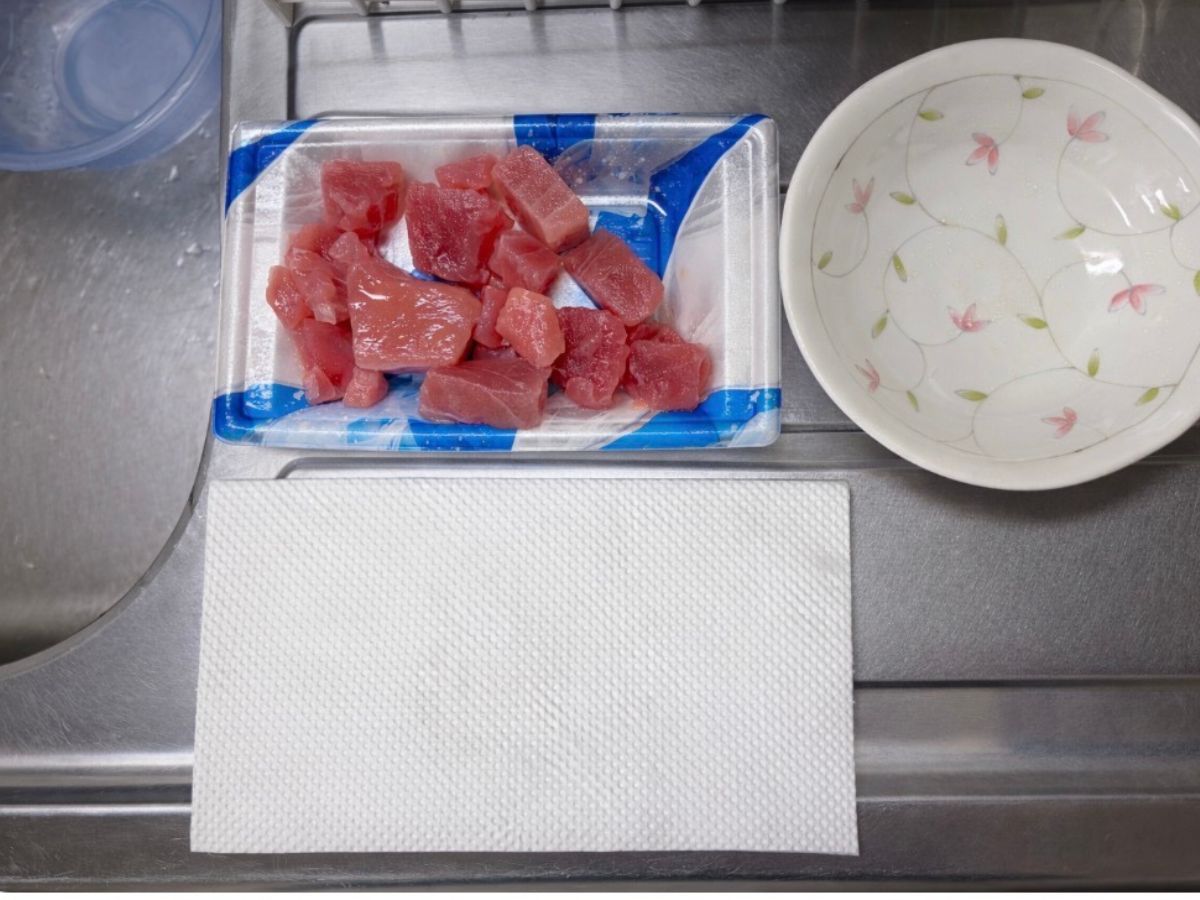 まぐろの下準備の写真です。